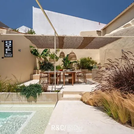Villa Casa Piccadilly - Obidos Design Villa, Surf & Golf